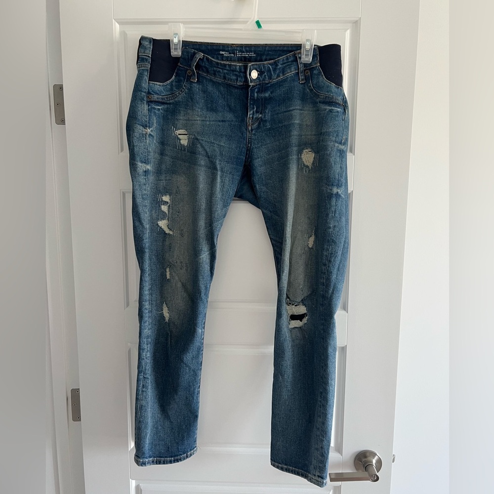 Gap maternity jeans size 8